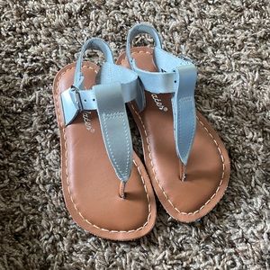 Silver excellent condition size girls 10 T-Strap saltwater sandals.